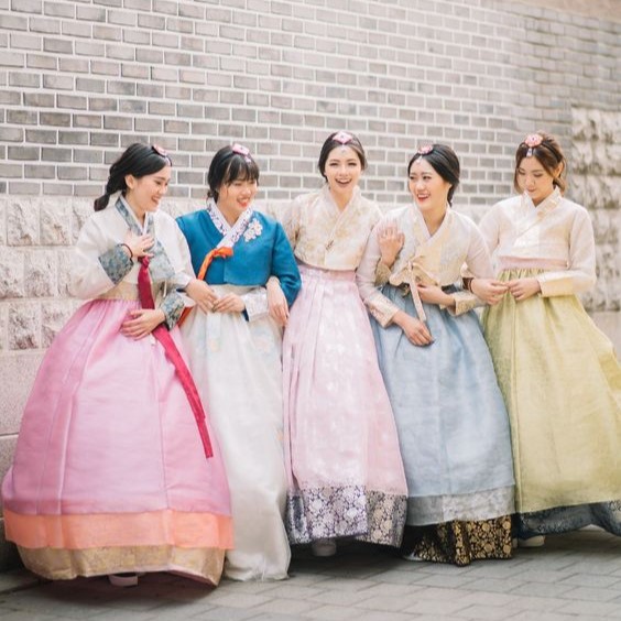 MẶC HANBOK