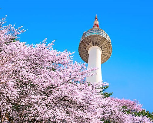 THÁP NAMSAN